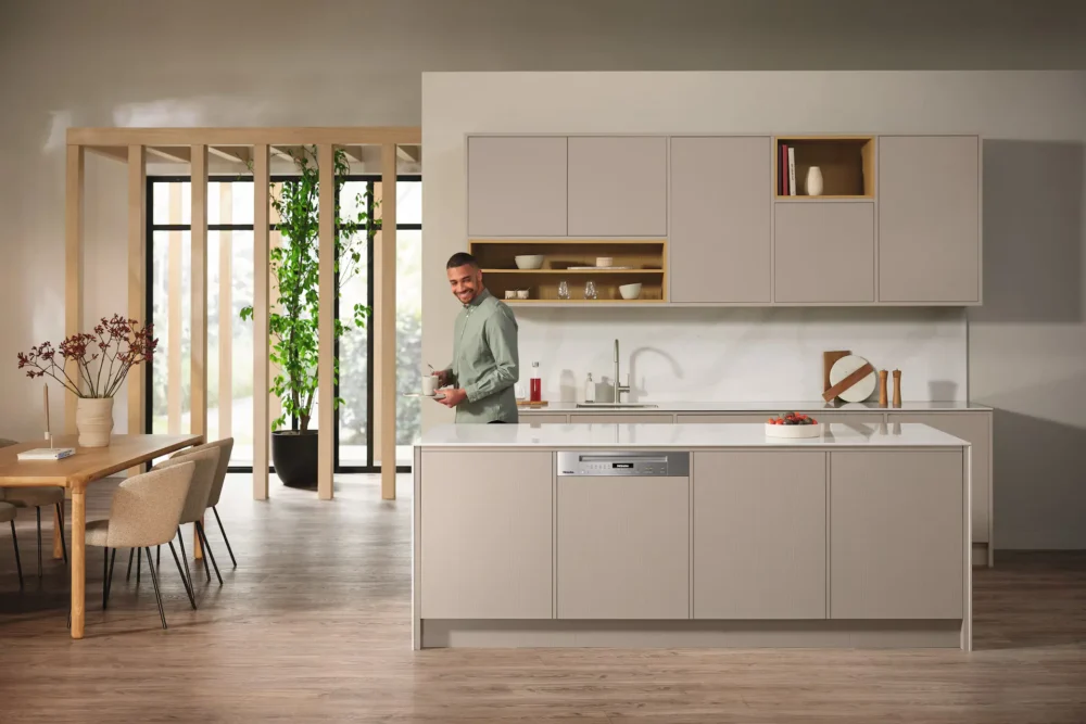 Máy rửa bát Miele G 7131 SCI/CLST 14 bộ bán âm AutoDos