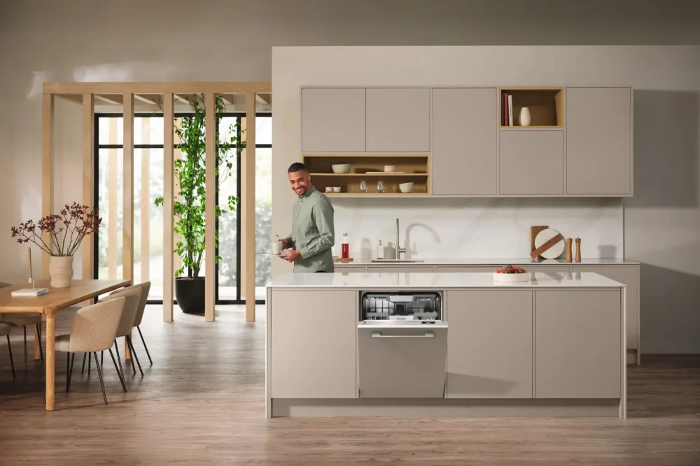 Miele G 7197 SCVI XXL AutoDos là định nghĩa của sự tối giản sang trọng với thiết kế âm tủ toàn phần